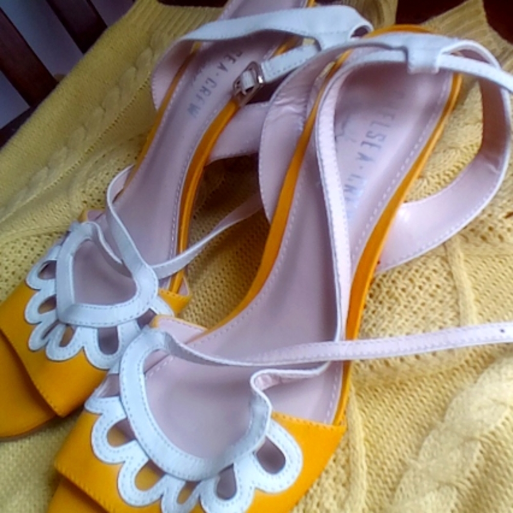 Chelsea Crew 50s Judith High Heeled Sandals in Mustard